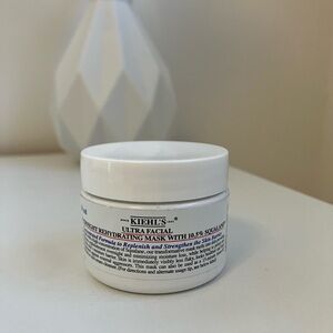 Sold - Kiehl's Ultra Facial Overnight Hydrating Mask